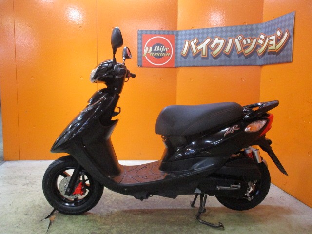 反対側もこの通り状態グッド！！駆動系の樹脂の日焼けもなく機関もとっても良好！冗談抜きの早い者勝の一台